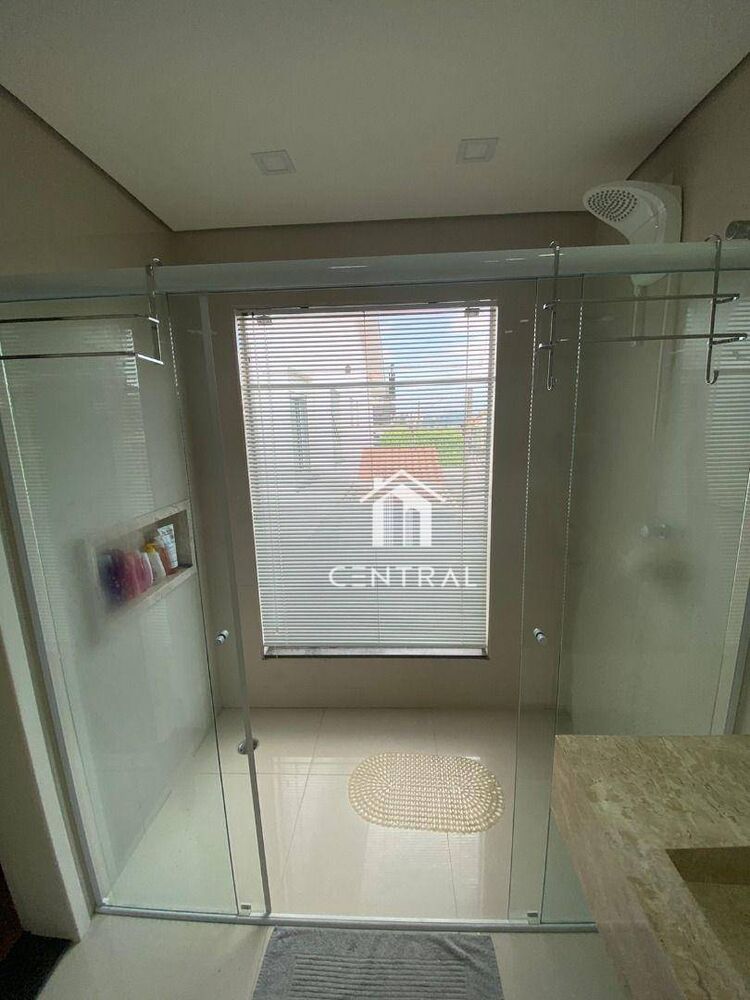 Sobrado, 3 quartos, 244 m² - Foto 9