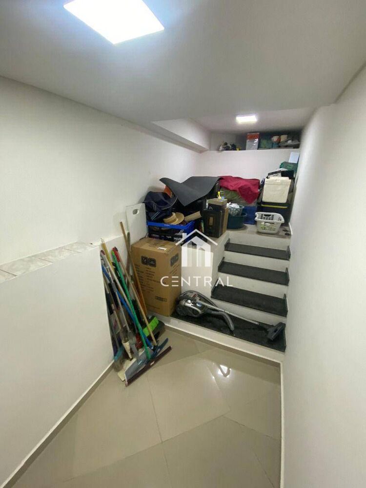 Sobrado, 3 quartos, 244 m² - Foto 30