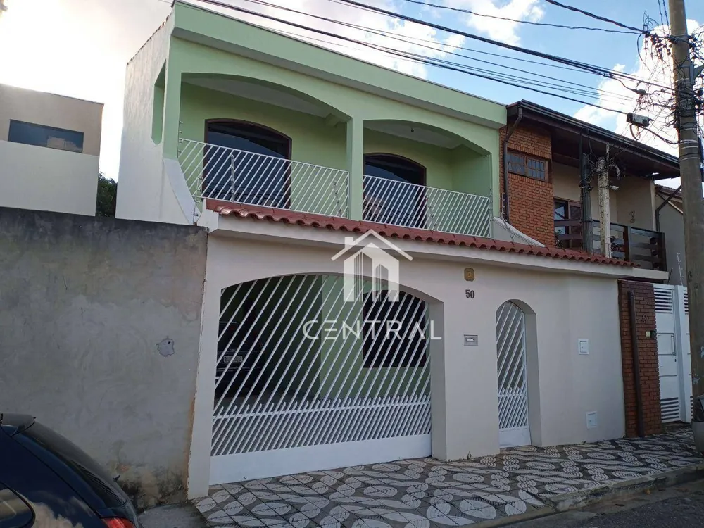 Sobrado, 3 quartos, 194 m² - Foto 1