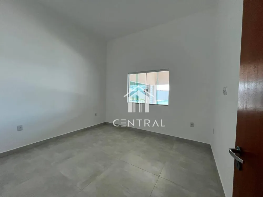 Casa, 3 quartos, 267 m² - Foto 2