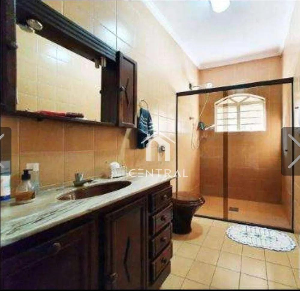 Casa, 3 quartos, 238 m² - Foto 4