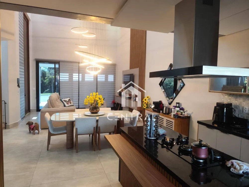 Casa, 3 quartos, 240 m² - Foto 9