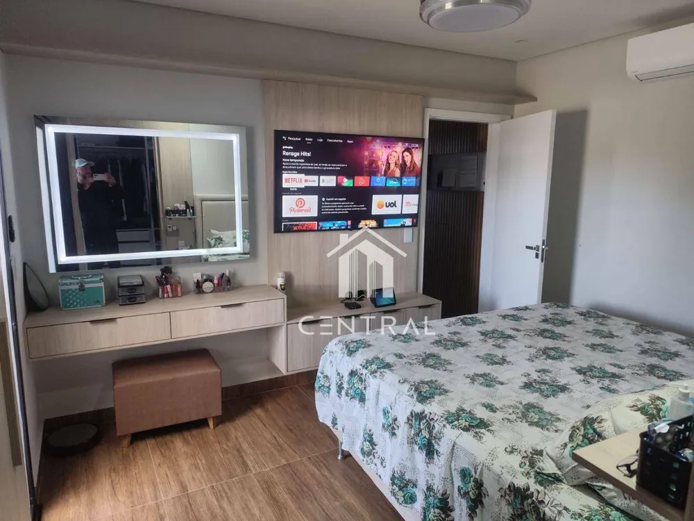Casa, 3 quartos, 240 m² - Foto 2