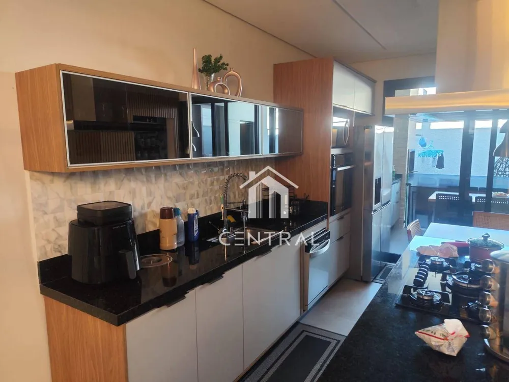 Casa, 3 quartos, 240 m² - Foto 7