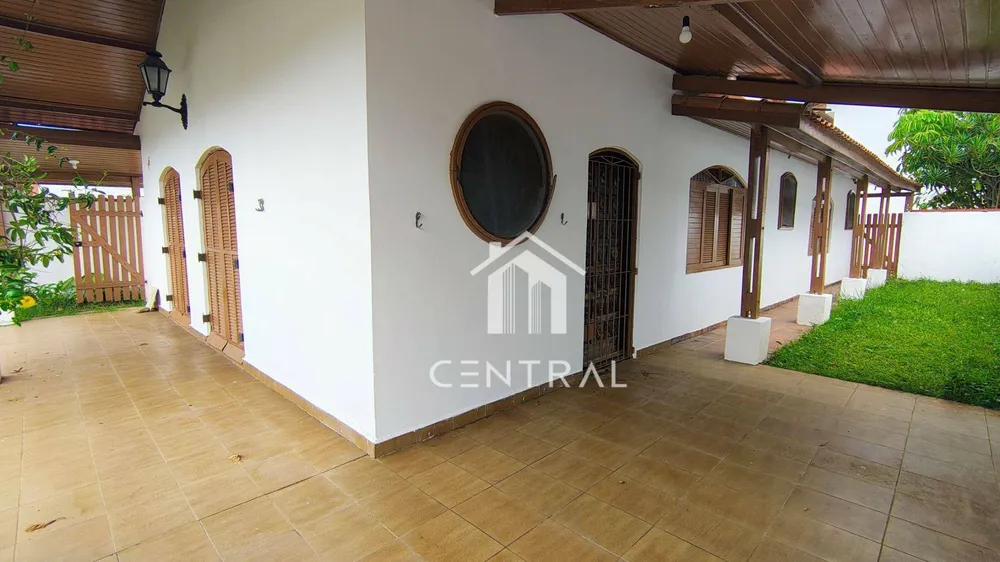 Casa, 6 quartos, 500 m² - Foto 4
