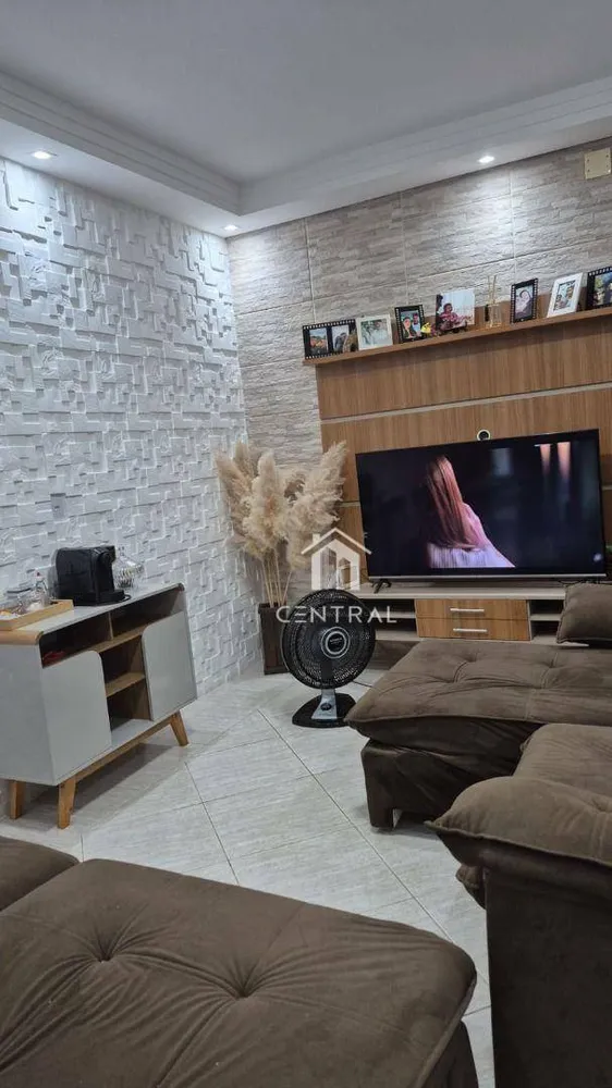 Casa, 3 quartos, 135 m² - Foto 1