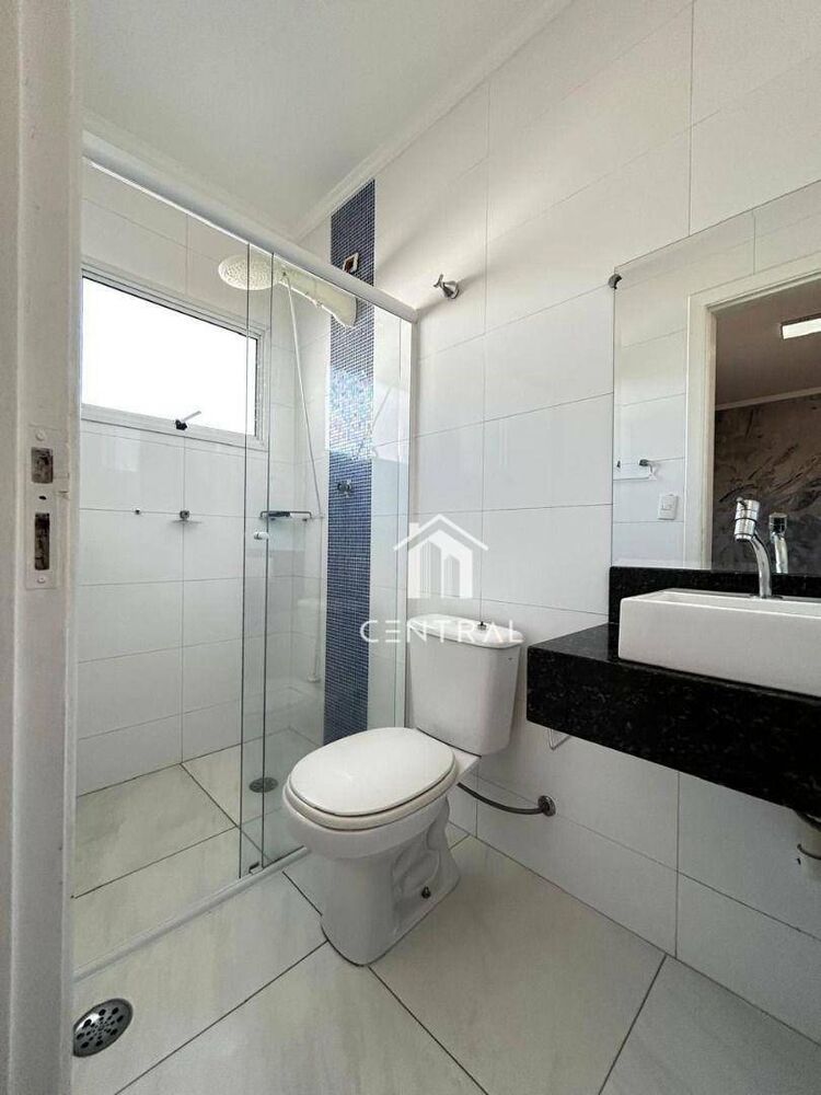 Sobrado, 3 quartos, 239 m² - Foto 9