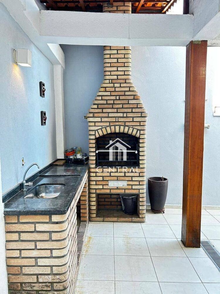 Sobrado, 3 quartos, 239 m² - Foto 4