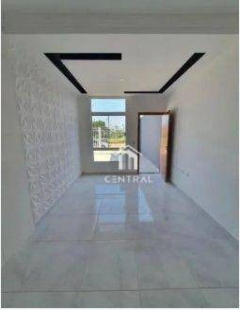 Casa à venda com 2 quartos, 60m² - Foto 4