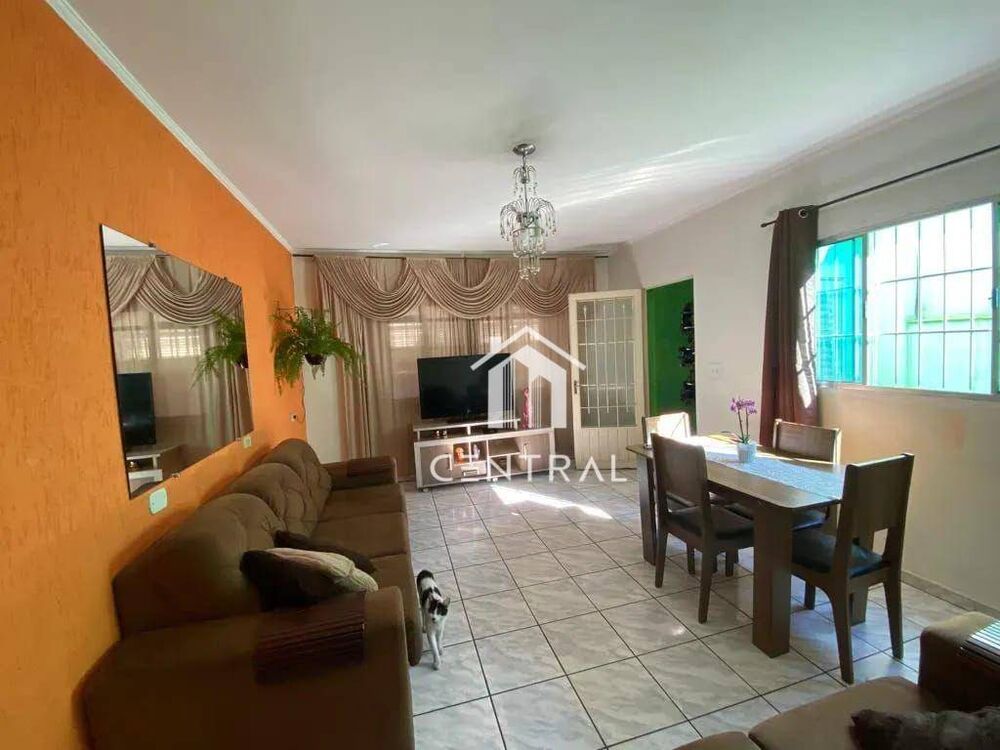 Sobrado, 4 quartos, 180 m² - Foto 1