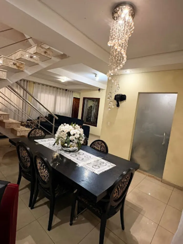 Casa, 3 quartos, 640 m² - Foto 1