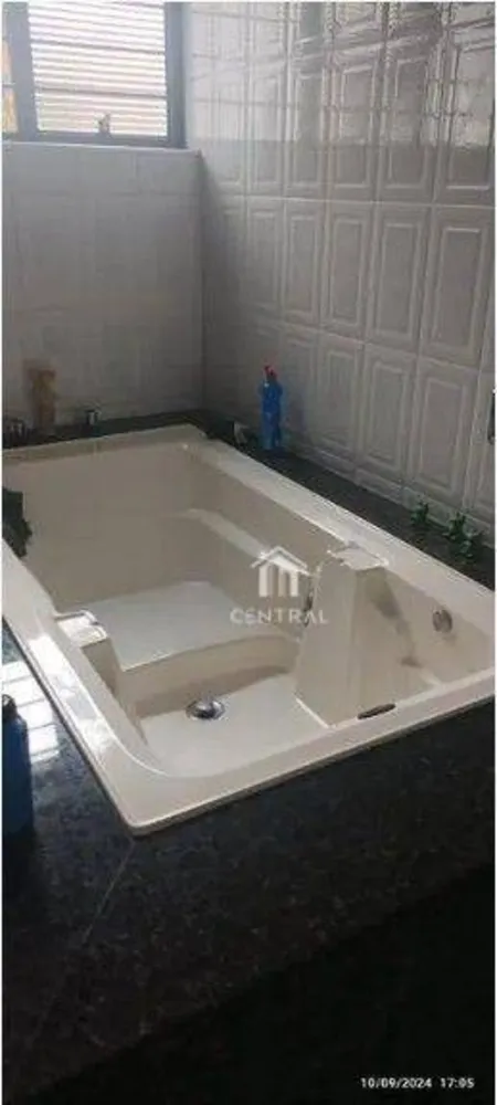 Casa, 4 quartos, 200 m² - Foto 4