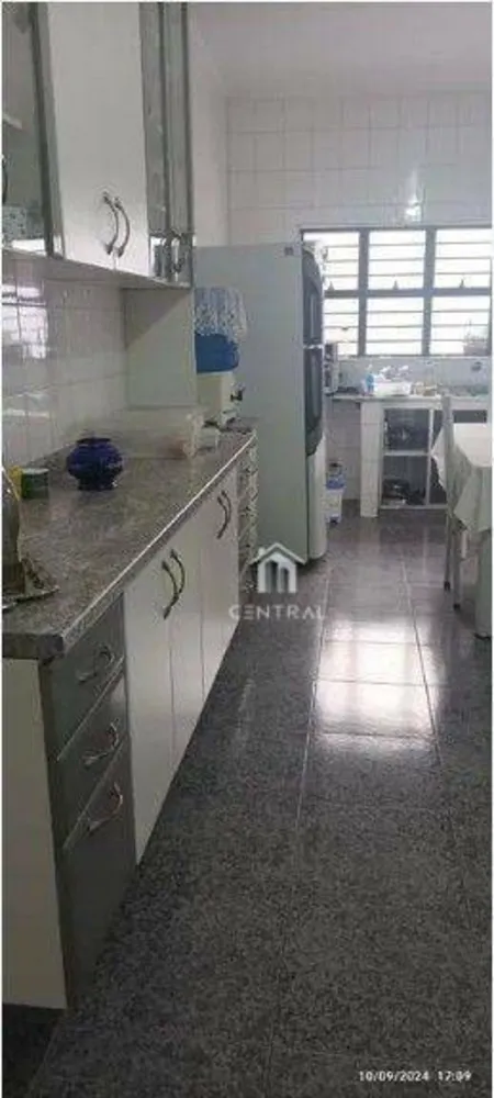 Casa, 4 quartos, 200 m² - Foto 3
