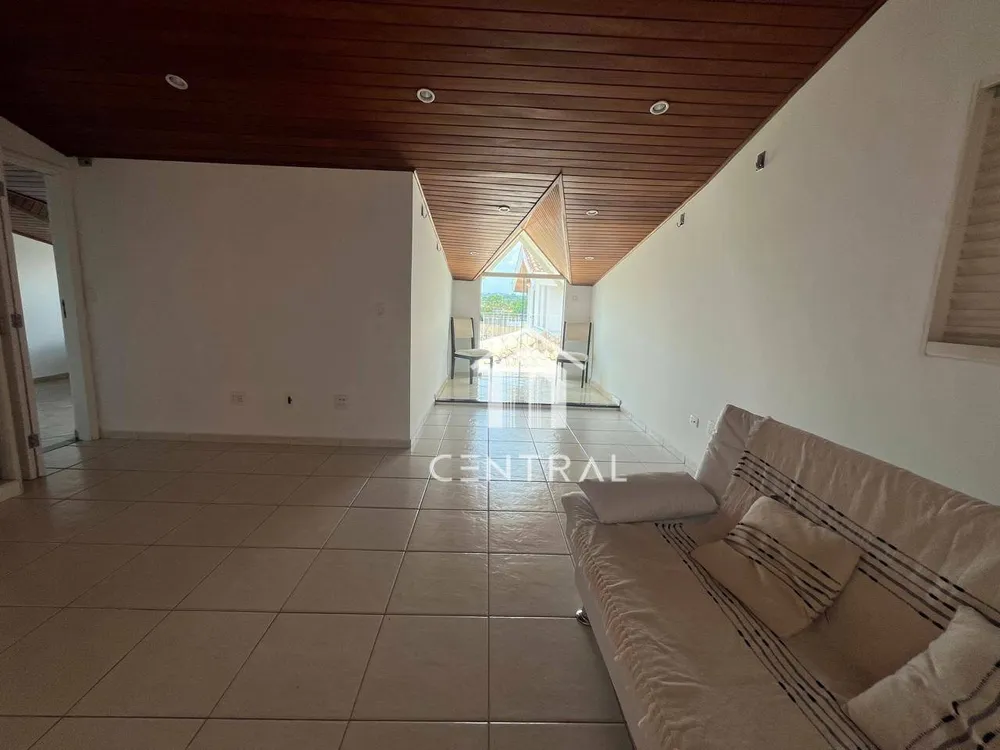 Sobrado, 3 quartos, 242 m² - Foto 6