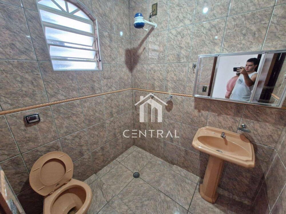 Sobrado, 3 quartos, 183 m² - Foto 1