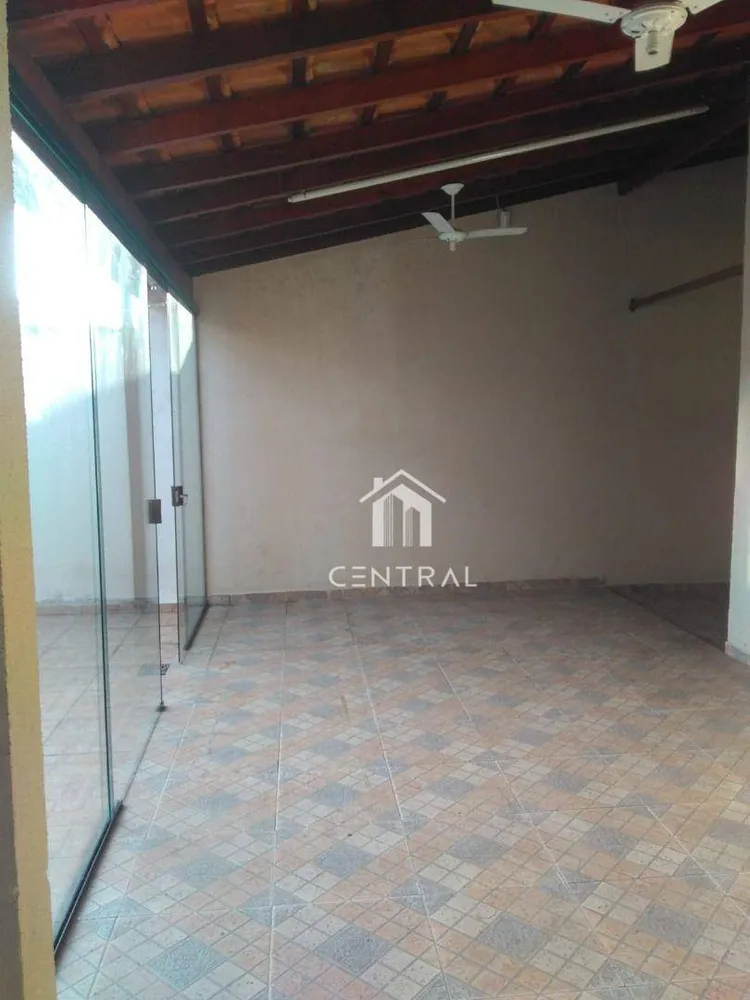 Casa, 3 quartos, 212 m² - Foto 10