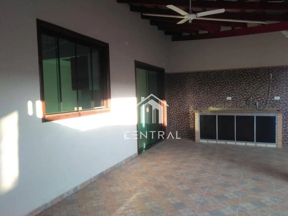 Casa, 3 quartos, 212 m² - Foto 6