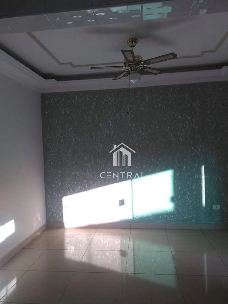 Casa, 3 quartos, 212 m² - Foto 8