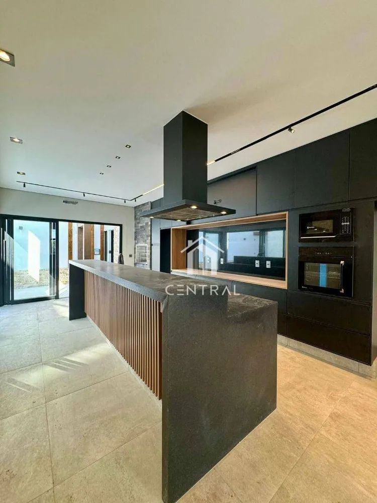 Sobrado, 3 quartos, 274 m² - Foto 12