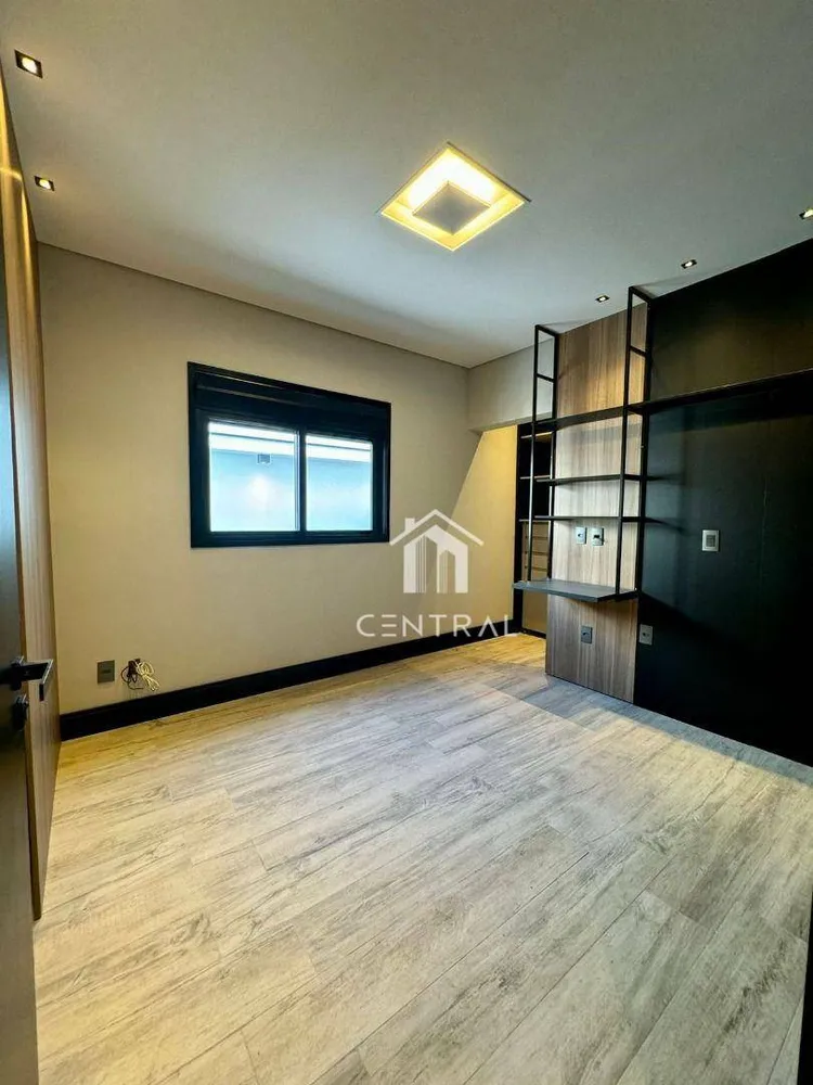 Sobrado, 3 quartos, 274 m² - Foto 2