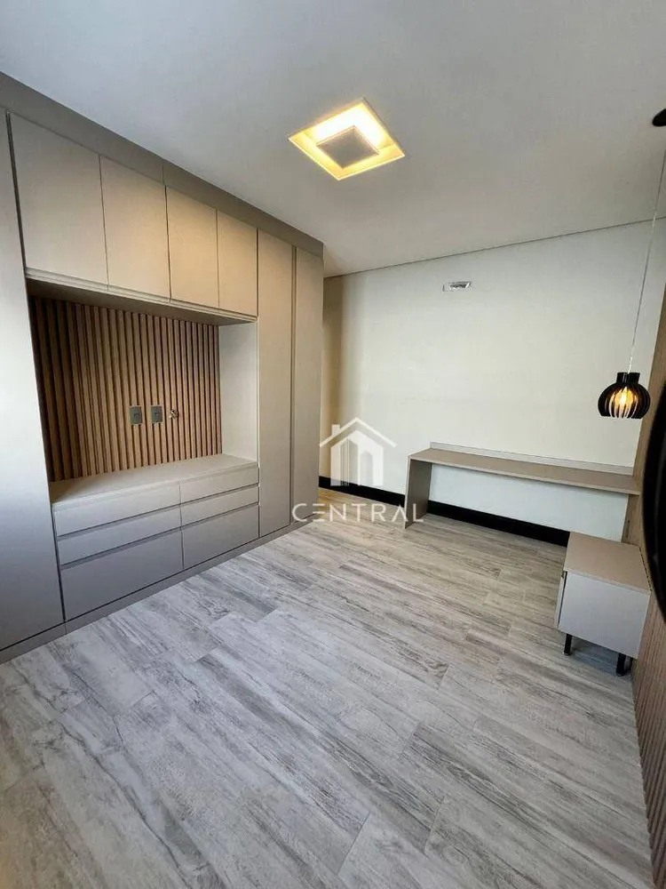 Sobrado, 3 quartos, 274 m² - Foto 13