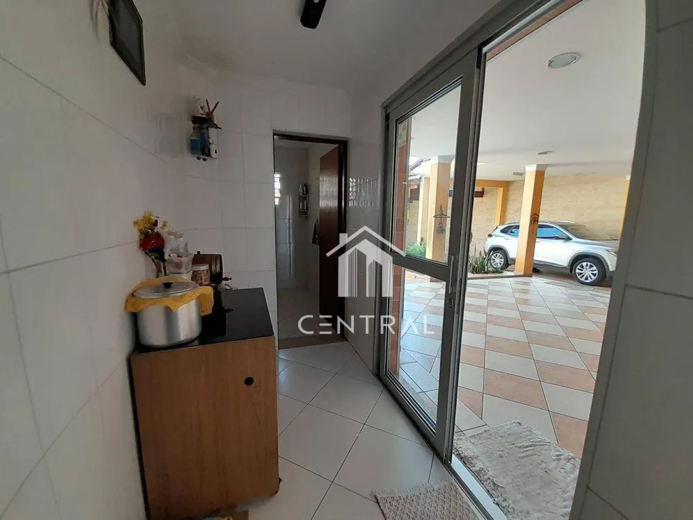 Sobrado, 3 quartos, 390 m² - Foto 5