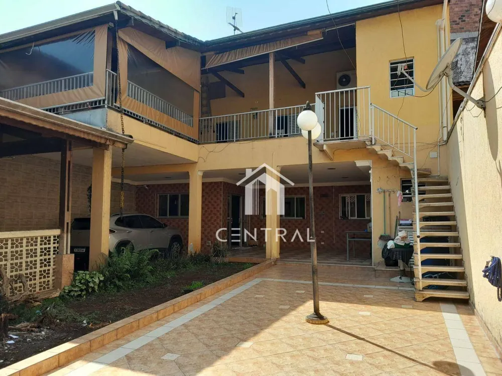Sobrado, 3 quartos, 390 m² - Foto 2