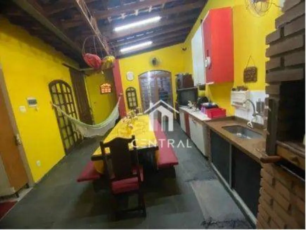 Casa, 3 quartos, 200 m² - Foto 8