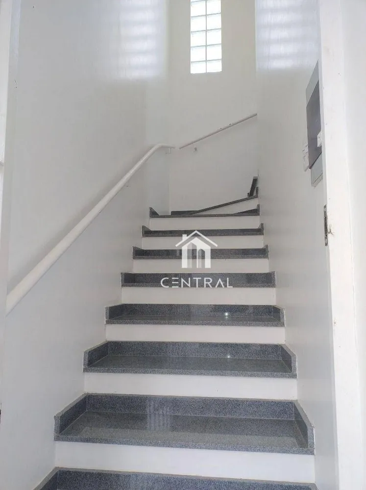 Sobrado, 3 quartos, 238 m² - Foto 1