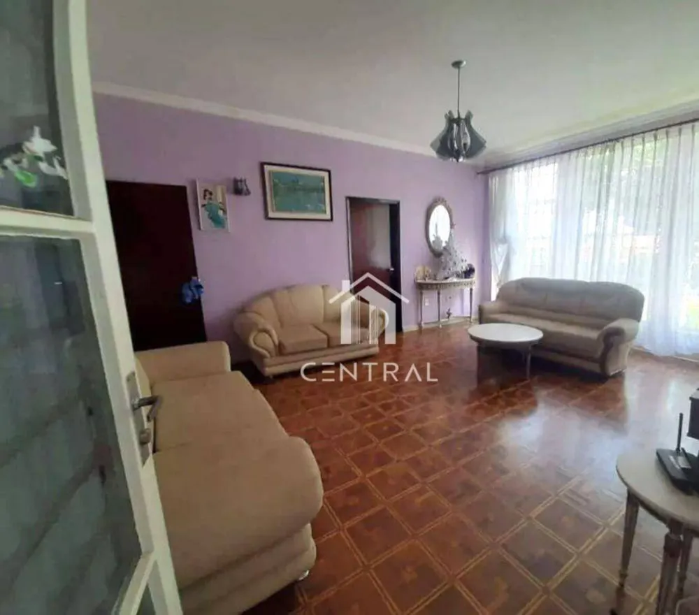 Casa, 4 quartos, 265 m² - Foto 1