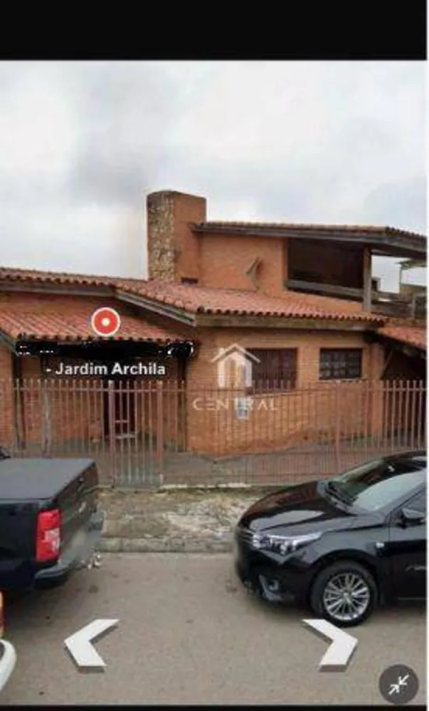 Casa, 3 quartos, 234 m² - Foto 1