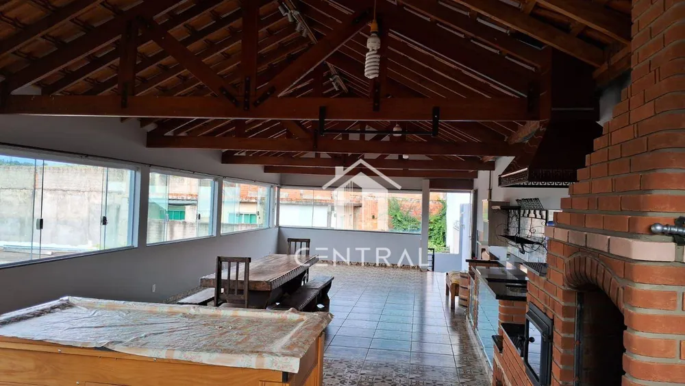 Casa, 3 quartos, 330 m² - Foto 4