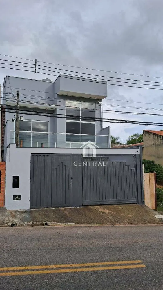 Casa, 3 quartos, 330 m² - Foto 1