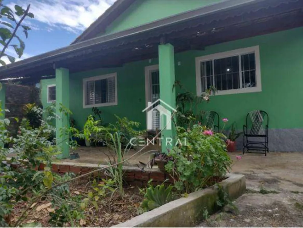 Casa, 4 quartos, 154 m² - Foto 1