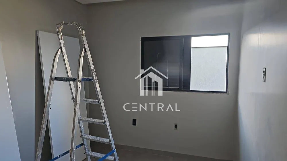 Casa, 4 quartos, 230 m² - Foto 1