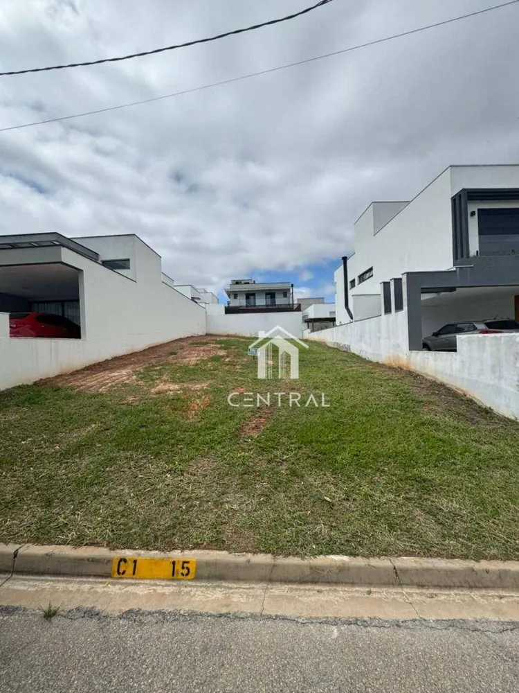 Loteamento e Condomínio, 275 m² - Foto 1