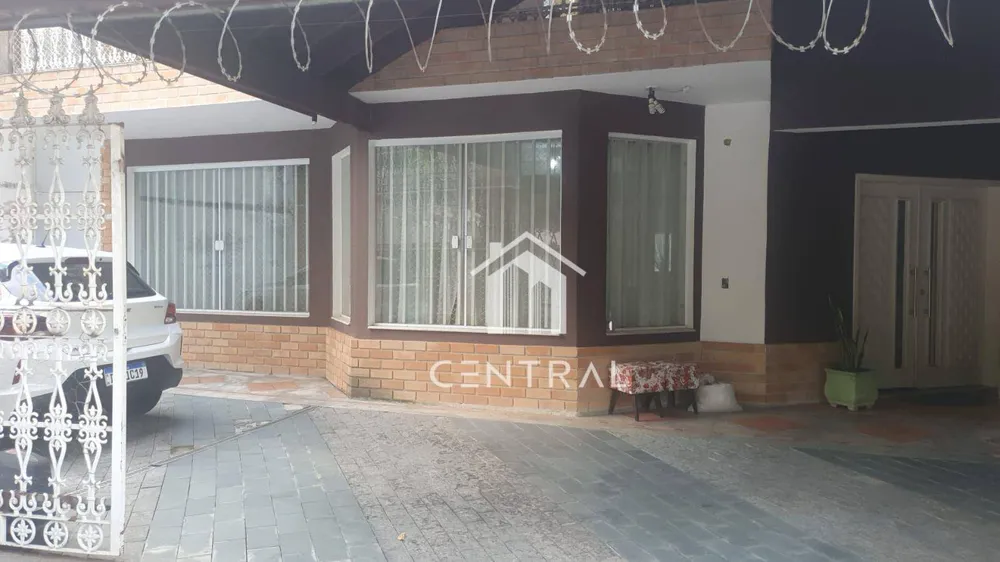 Casa, 8 quartos, 670 m² - Foto 2