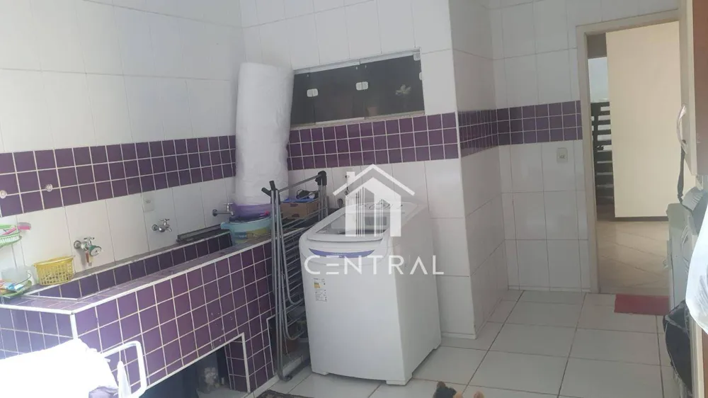 Casa, 8 quartos, 670 m² - Foto 1