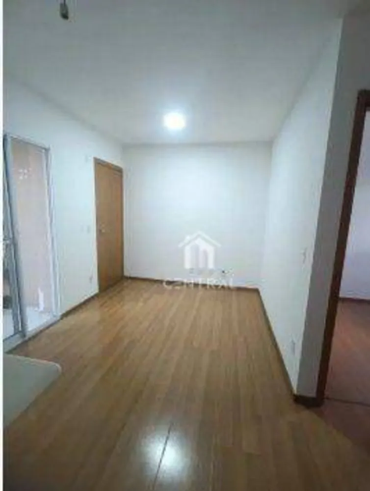 Apartamento, 2 quartos, 43 m² - Foto 2