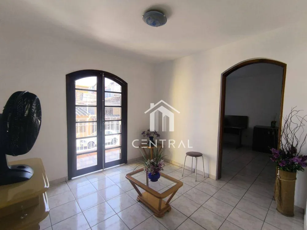 Sobrado, 3 quartos, 180 m² - Foto 1