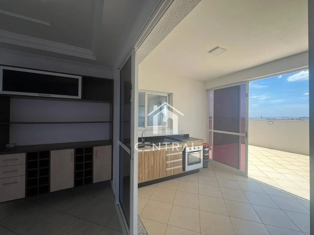 Apartamento, 3 quartos, 210 m² - Foto 3