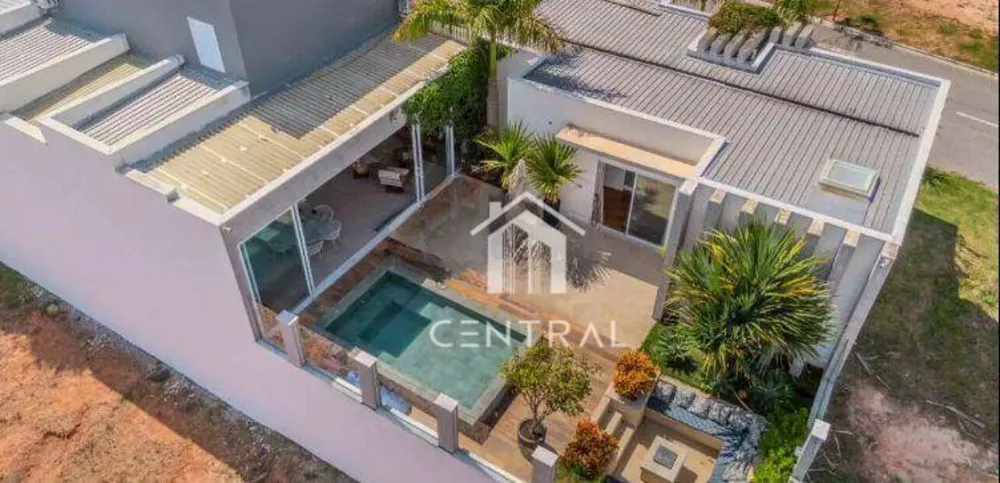 Casa, 4 quartos, 403 m² - Foto 1