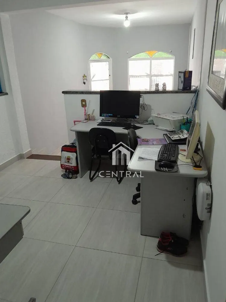 Sobrado, 3 quartos, 218 m² - Foto 4