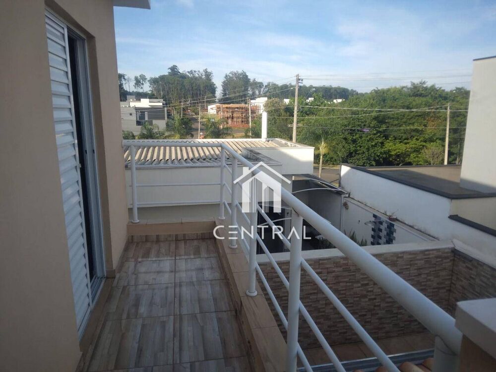 Sobrado à venda com 3 quartos, 195m² - Foto 1