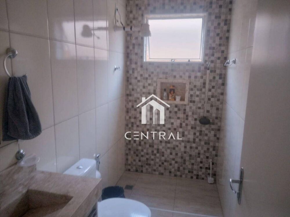 Sobrado à venda com 3 quartos, 195m² - Foto 4