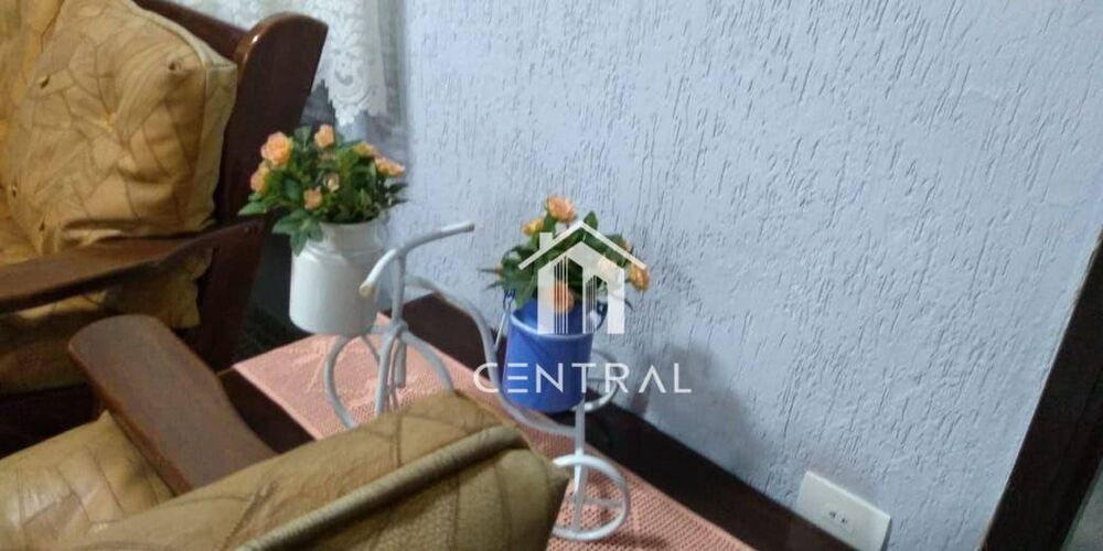 Casa à venda com 2 quartos, 101m² - Foto 4