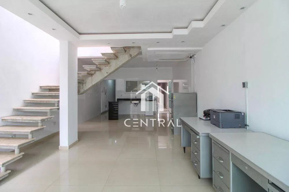 Sobrado, 3 quartos, 250 m² - Foto 1