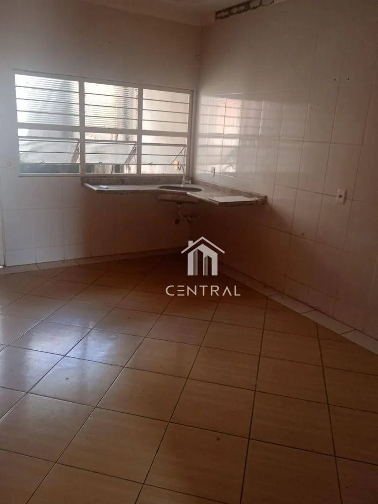 Casa, 2 quartos, 200 m² - Foto 4