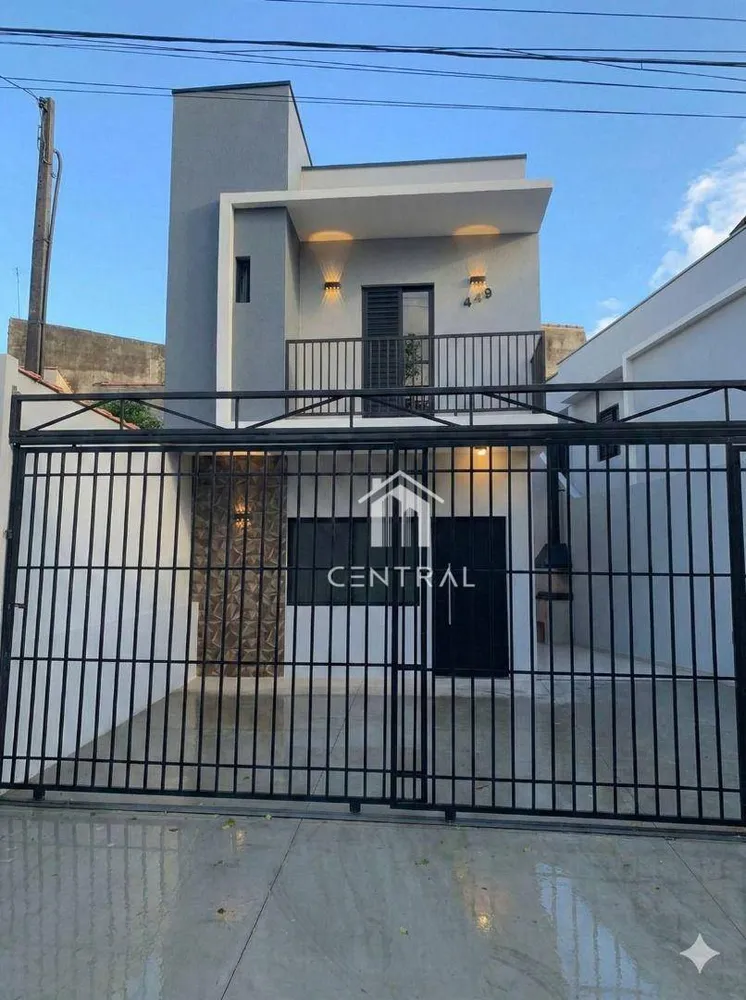 Casa, 3 quartos, 107 m² - Foto 1