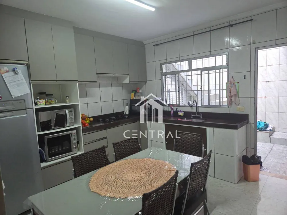 Sobrado, 3 quartos, 235 m² - Foto 4